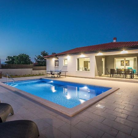Holiday Home Greta Labin  Luaran gambar