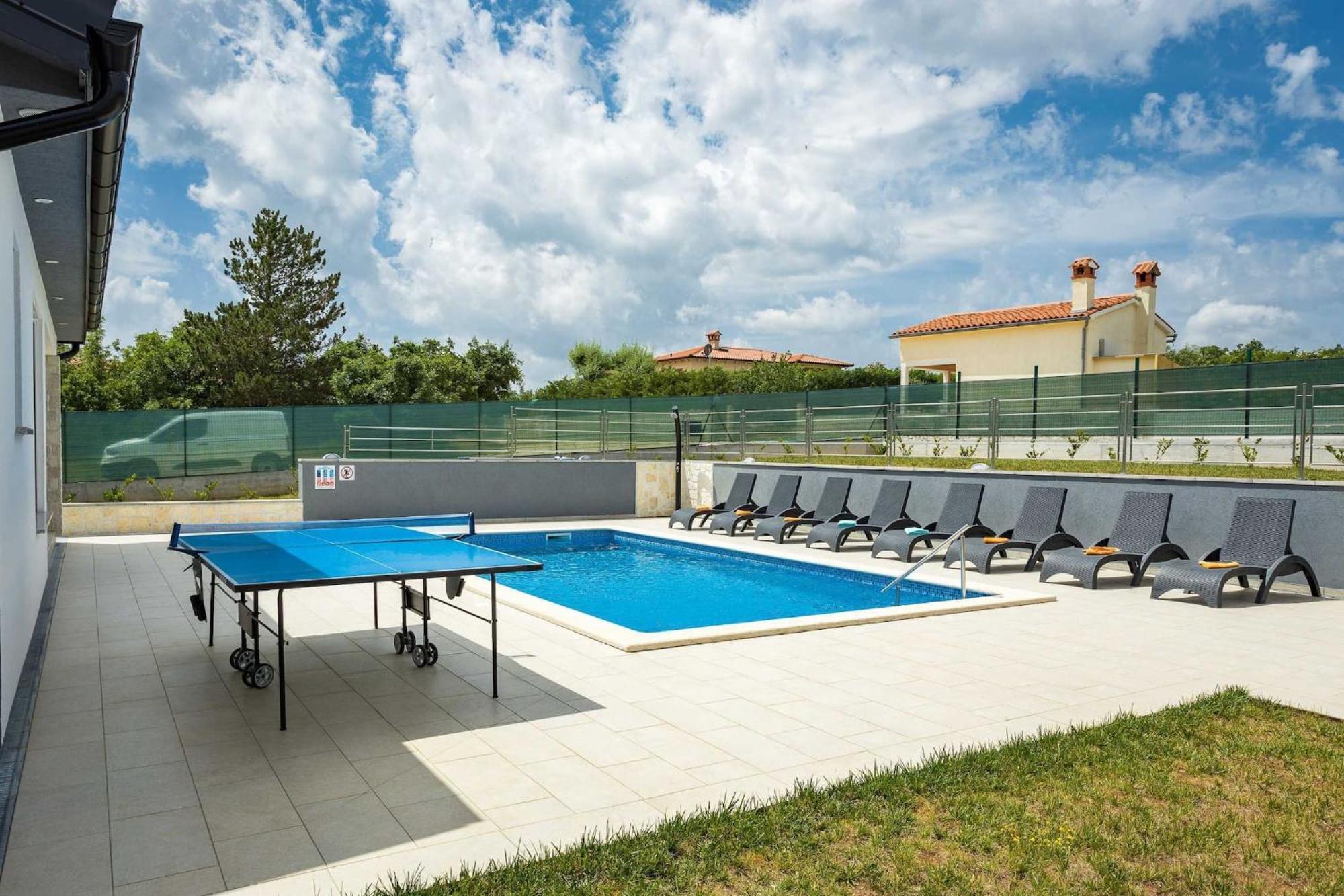 Holiday Home Greta Labin  Luaran gambar