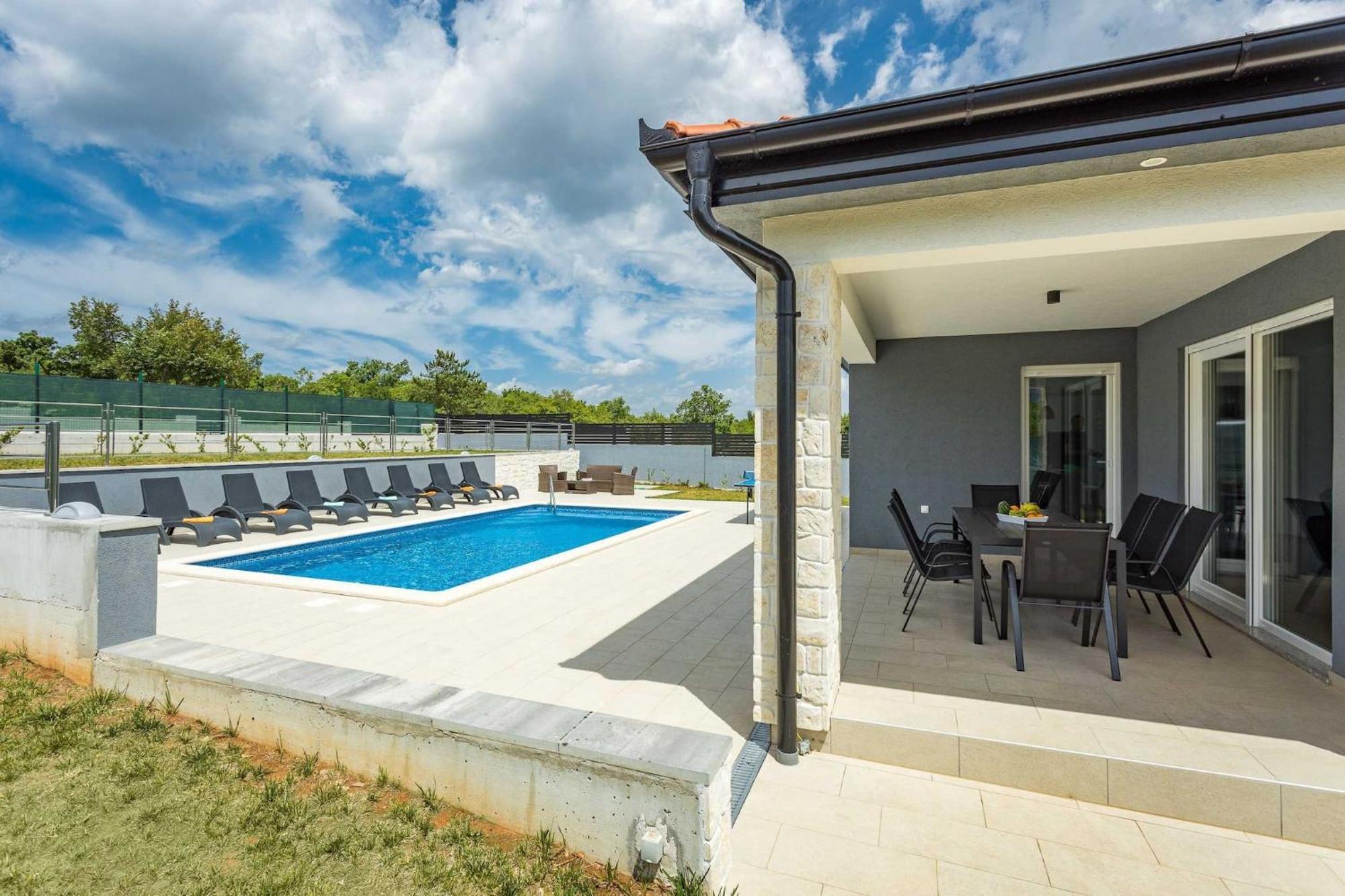 Holiday Home Greta Labin  Luaran gambar